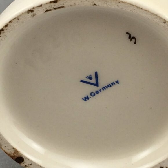 Vintage Hummel Porcelain Figurine Chimney Sweep Boy w Ladder TMK4 West Germany - Picture 9 of 10